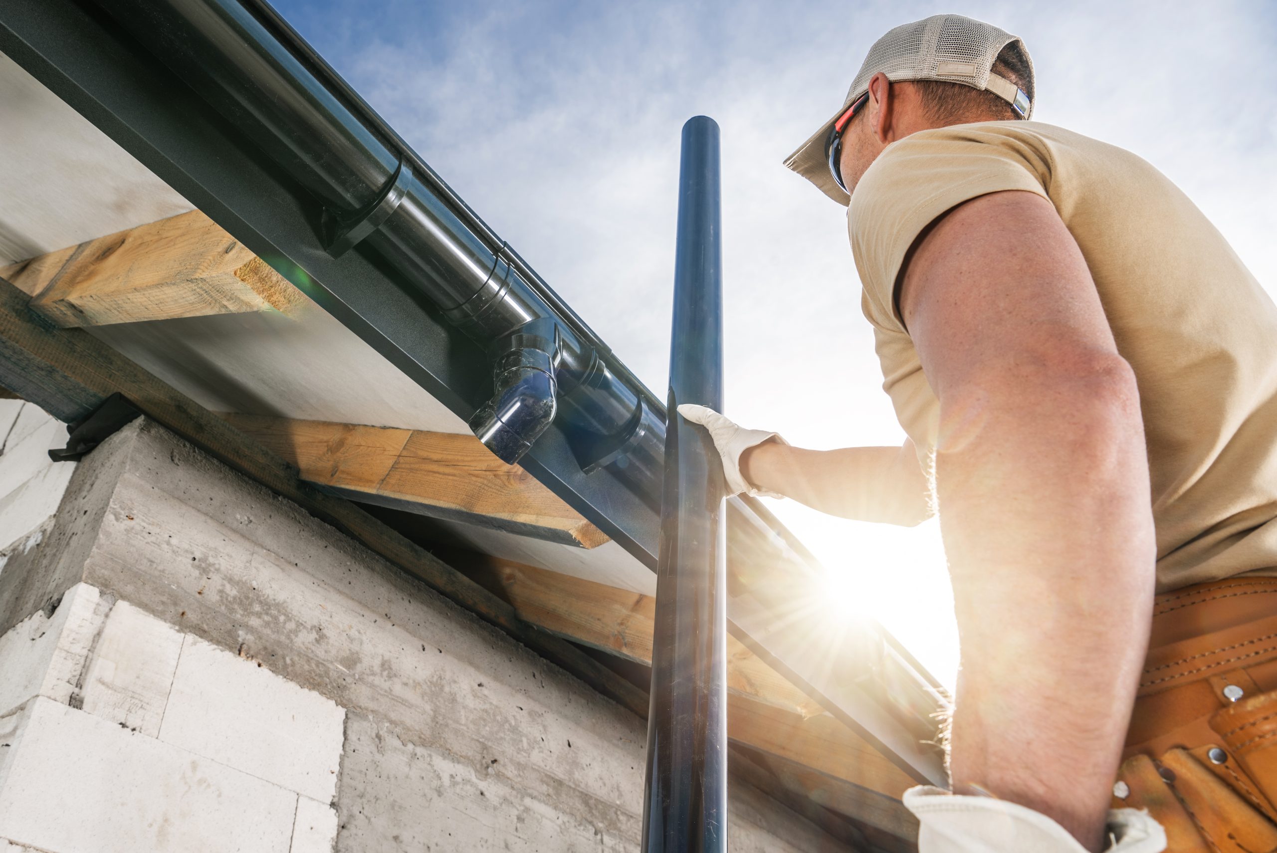 Gutter downpipe installation